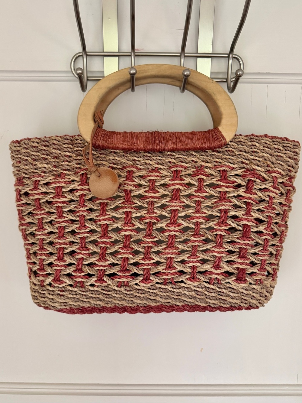 Barely used 🌸 Straw Tote Bag with Wooden Handles